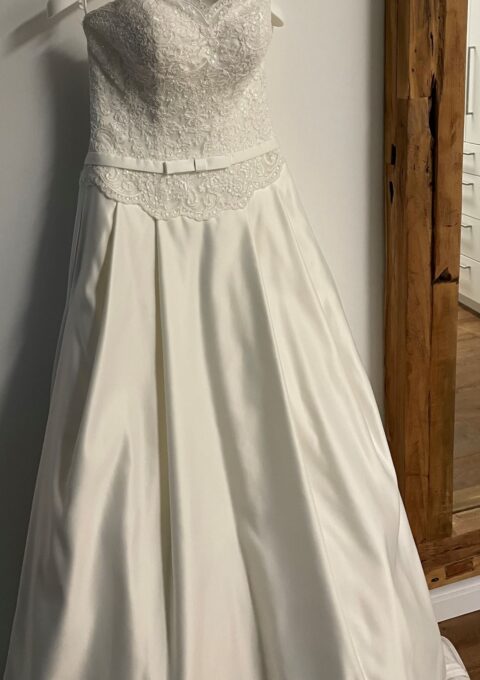 Second Hand Brautkleid Ladybird 2017 – 22 A-Linie Gr. 36 Maßgeschneidert Foto 1