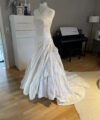 Second Hand Brautkleid Designer Kleid von Ian Stuart London Devereaux Prinzessin Gr. 34 Foto 3