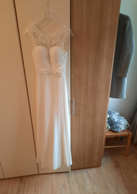 Second Hand Brautkleid Just for you / The Sposa Group JFY175-04 A-Linie Gr. 36 Foto 1