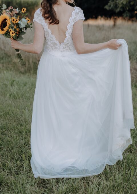Second Hand Brautkleid A-Linie Gr. 38 Maßgeschneidert Foto 1
