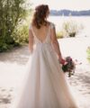 Second Hand Brautkleid Sanna Lindström Oberteil: Emilia, Rock: Rasalie, reinlaufende Spitze wie bei Sonja A-Linie Gr. 36 Foto 1