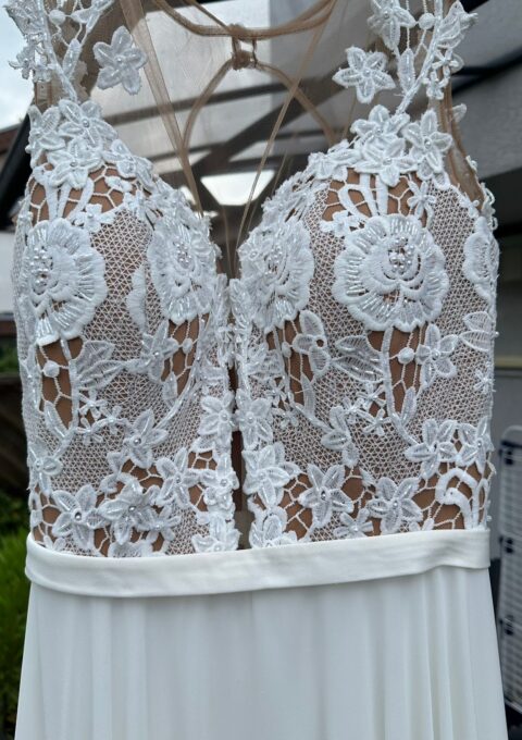 Second Hand Brautkleid INVITO Spitzenoberteil Boho Gr. 38 Foto 1