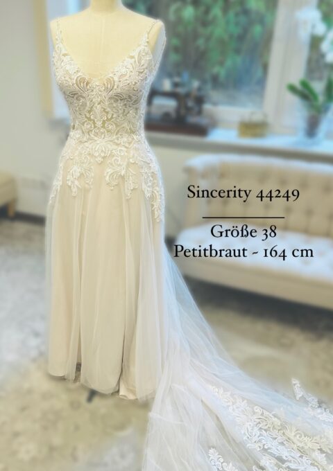 Second Hand Brautkleid Justin Alexander Sincerity 44249 A-Linie Gr. 38 Foto 1