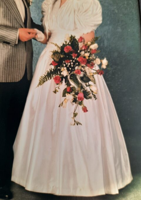 Second Hand Brautkleid Pronovias Barcelona Umstandskleid Gr. 40 Foto 1