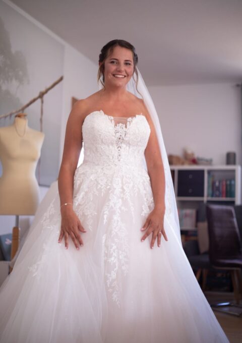 Second Hand Brautkleid Passion Brautmoden PA-DL-3050448 Prinzessin Gr. 46 Foto 1