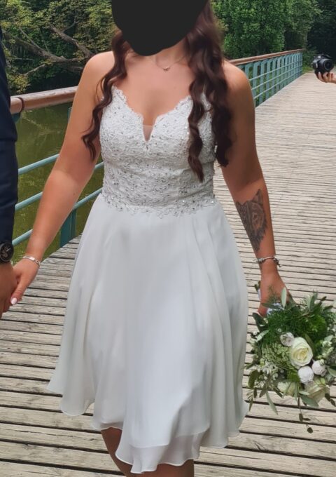 Second Hand Brautkleid Unique Standesamt Gr. 36 Foto 1