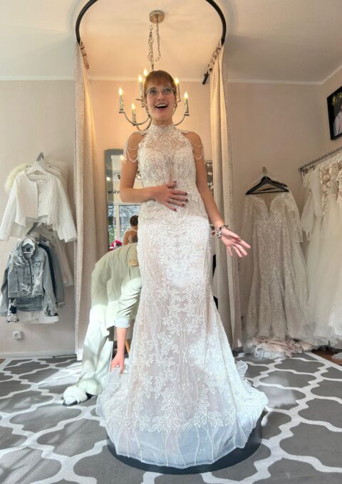 Second Hand Brautkleid Anastacia Fit and Flare Gr. 40 Mageschneidert Foto 1
