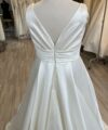 Second Hand Brautkleid St. Patrick / Pronovias Ralea MF RS.R A-Linie Gr. 50 Neu & ungetragen Foto 5