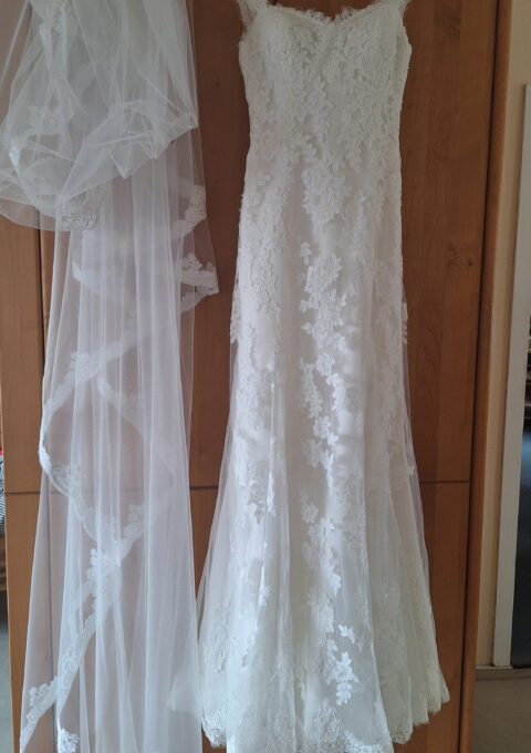 Second Hand Brautkleid Avenue Diagonal Fit and Flare Gr. 36 Foto 1