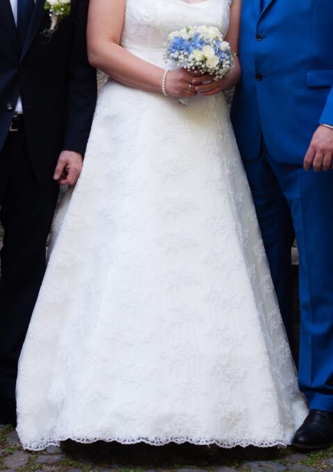 Second Hand Brautkleid Bianco Evento A-Linie Gr. 46 Foto 1