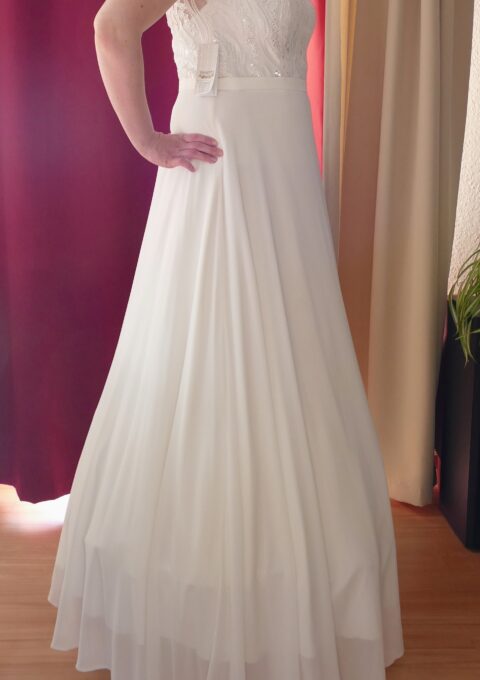 Second Hand Brautkleid VENITTI 0100 A-Linie Gr. 42 Neu & ungetragen Foto 1