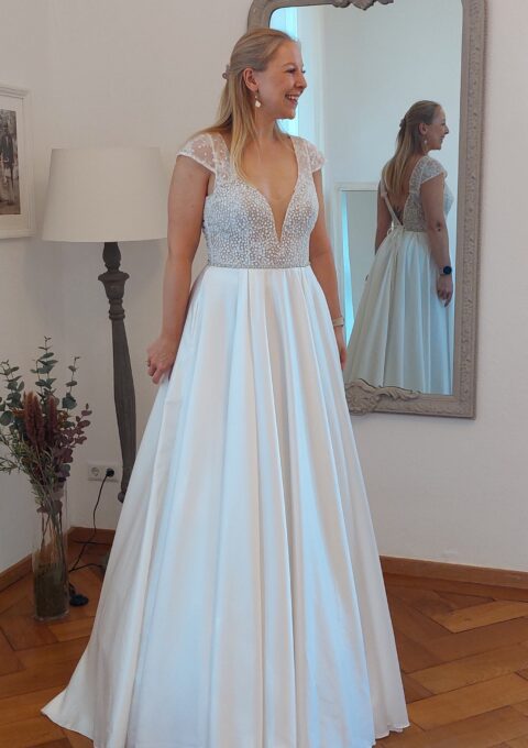 Second Hand Brautkleid Sanna Lindstrm Elsa A-Linie Gr. 38 Foto 1