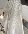 Second Hand Brautkleid La Beria Prinzessin Gr. 36 Maßgeschneidert Foto 3