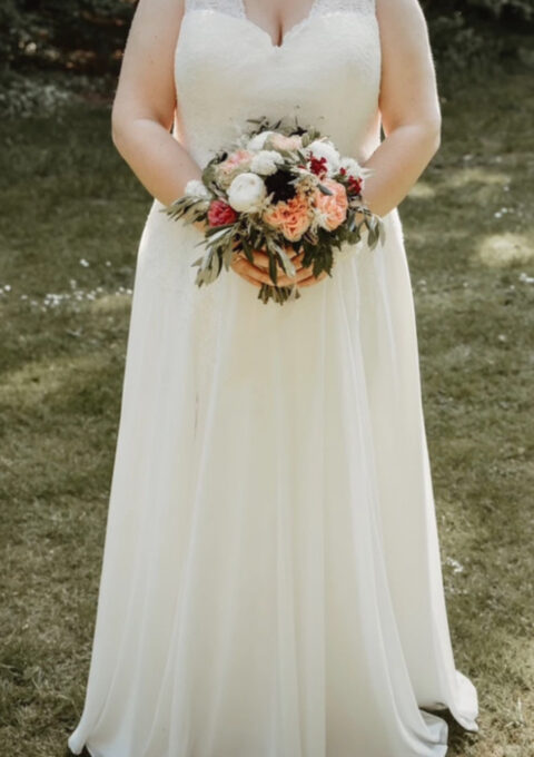 Second Hand Brautkleid Victoria & Vincent 69 504 LAYL Fit and Flare Gr. 50 Foto 1