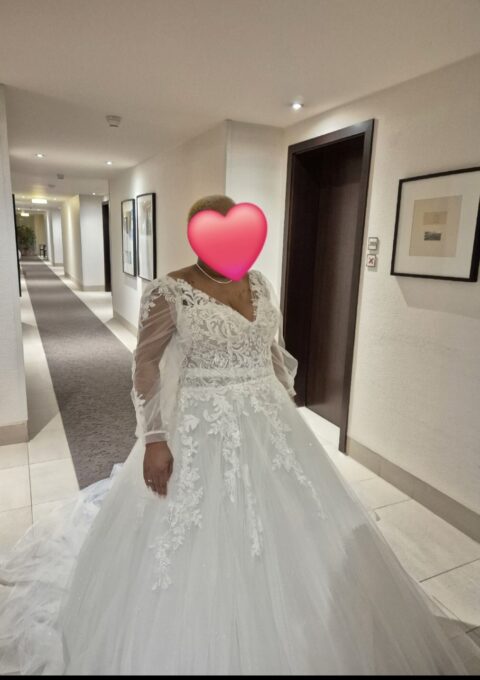 Second Hand Brautkleid Susis Braut & Abendmoden Prinzessin Prinzessin Gr. 48 Foto 1