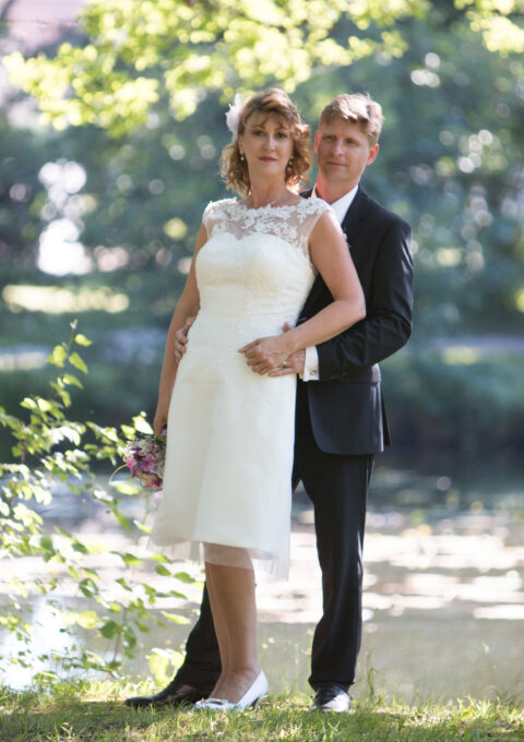 Second Hand Brautkleid Lafanta Minikleid Gr. 40 Mageschneidert Foto 1