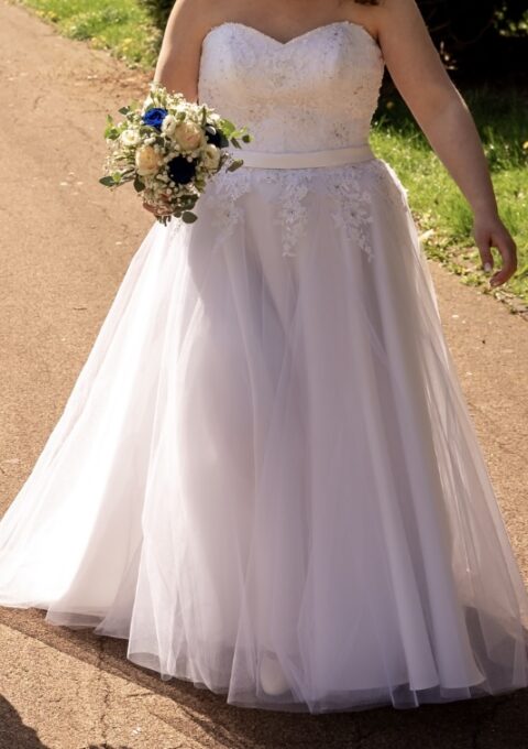 Second Hand Brautkleid Prinzessin Gr. 40 Maßgeschneidert Foto 1