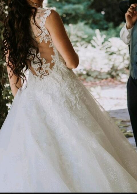 Second Hand Brautkleid Agora 16-20 A-Linie Gr. 38 Foto 1