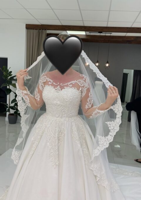 Second Hand Brautkleid Cinderella A-Linie Gr. 40 Foto 1