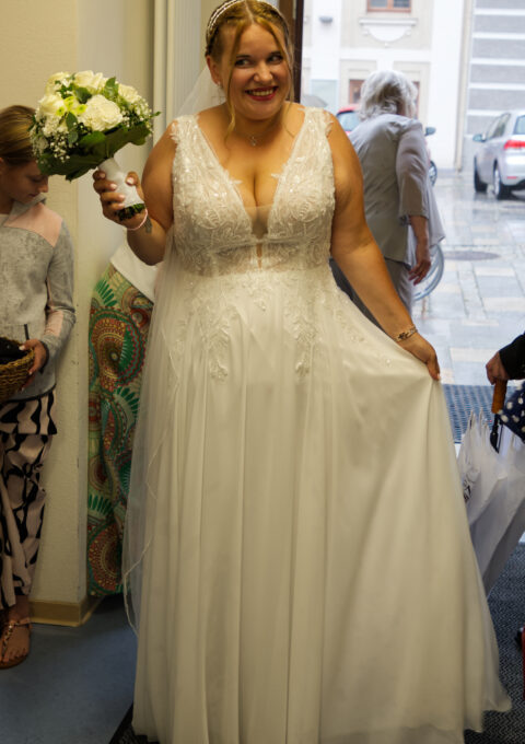 Second Hand Brautkleid Fevronia A-Linie Gr. 48 Foto 1