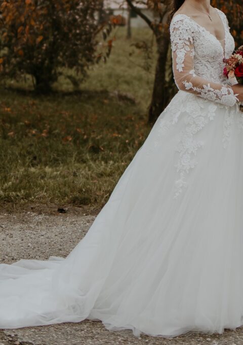 Second Hand Brautkleid White One Barcelona Maya Prinzessin Gr. 34 Mageschneidert Foto 1