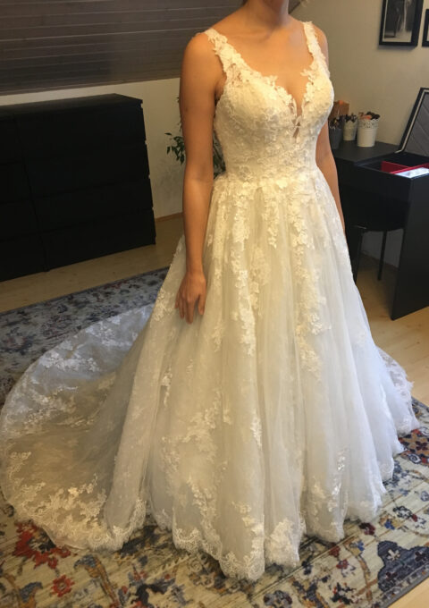 Second Hand Brautkleid Enzoani Prinzessin Gr. 36 Mageschneidert Foto 1