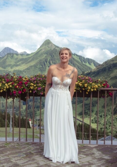 Second Hand Brautkleid Enzoani Bethenny Boho Gr. 36 Foto 1