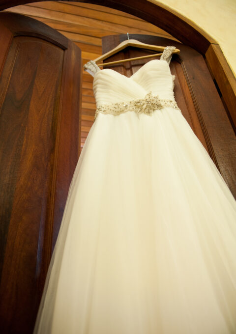 Second Hand Brautkleid Cosmobella A-Linie Gr. 38 Foto 1