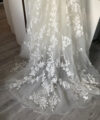 Second Hand Brautkleid Essense of Australia D3783 A-Linie Gr. 42 Maßgeschneidert Foto 3