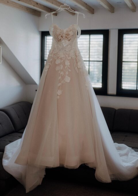 Second Hand Brautkleid Bridonista C23-04 A-Linie Gr. 38 Foto 1