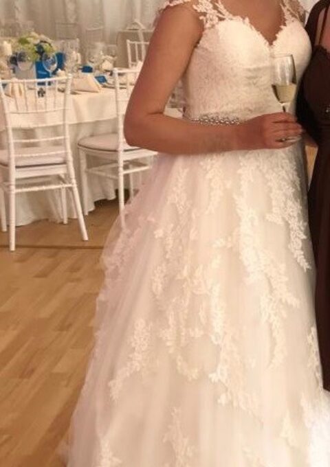 Second Hand Brautkleid Pronovias Charlotte A-Linie Gr. 42 Foto 1