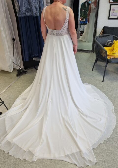 Second Hand Brautkleid Bridonista A-Linie Gr. 44 Neu & ungetragen Foto 1