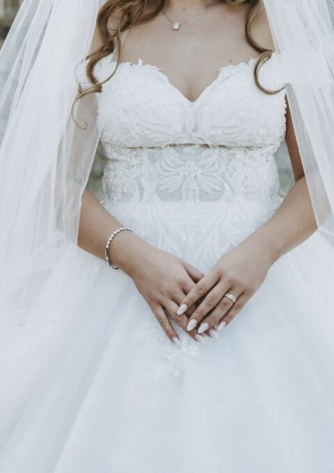 Second Hand Brautkleid Maßgeschneidert aus der Türkei A-Linie Gr. 38 Foto 1