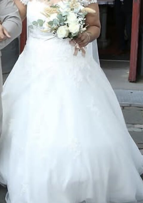 Second Hand Brautkleid A-Linie Gr. 48 Foto 1