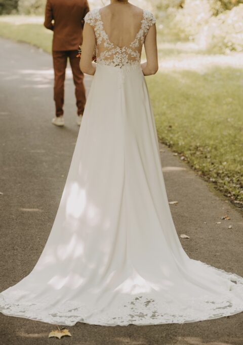 Second Hand Brautkleid Bianco Evento Turquoise A-Linie Gr. 34 Foto 1