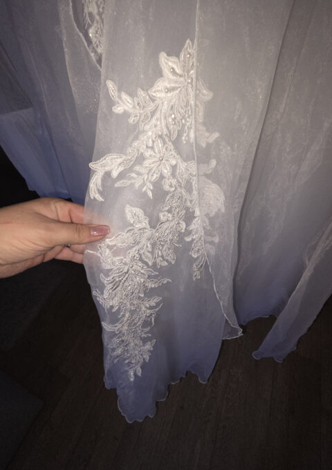 Second Hand Brautkleid Sedinum bridal A-Linie Gr. 50 Mageschneidert Foto 1
