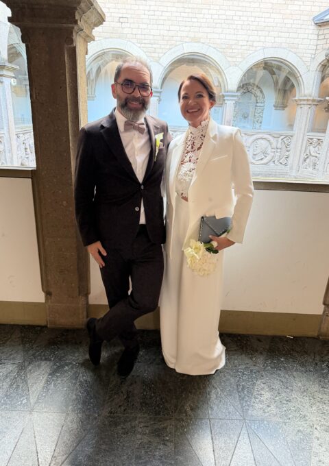 Second Hand Brautkleid Catherine Deane Top oh lovely Julie Alexis Trousers Hose Peyton Blazer Top Greta Standesamt Gr. 38 Mageschneidert Foto 1