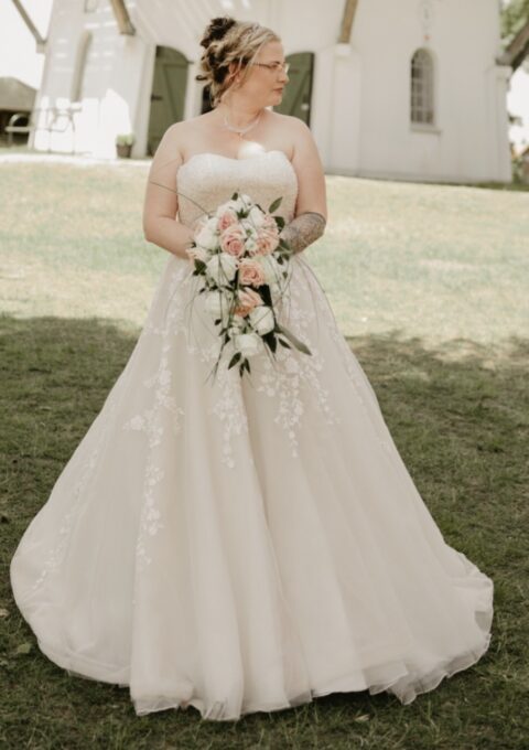 Second Hand Brautkleid Milanoo Prinzessin Gr. 48 Foto 1