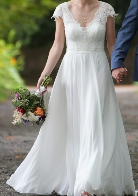 Second Hand Brautkleid Angela Bianca A-Linie Gr. 36 Foto 1