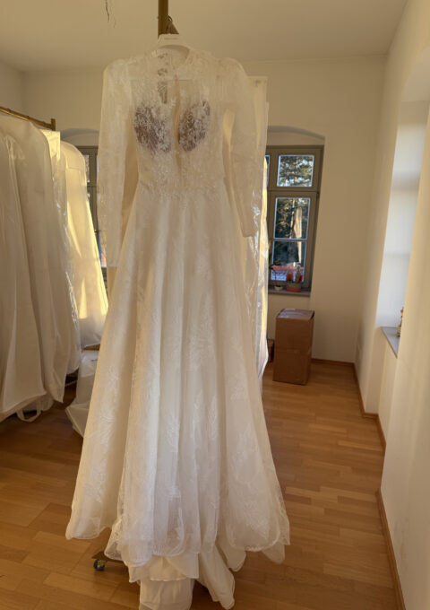 Second Hand Brautkleid Agnieszka Światły Bridget A-Linie Gr. 36 Foto 1