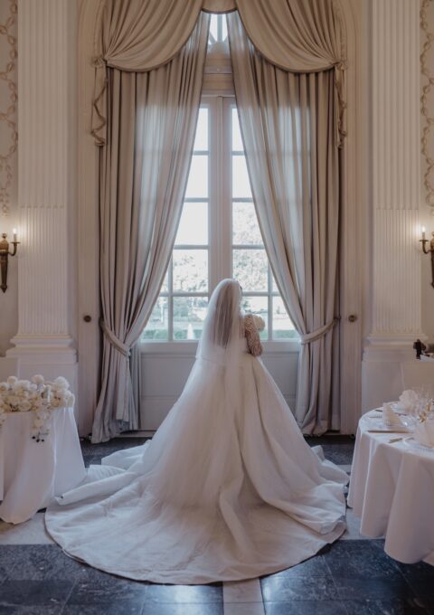 Second Hand Brautkleid Je Miliya Brautmode Prinzessin Gr. 42 Mageschneidert Foto 1