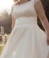 Second Hand Brautkleid Angela Bianca Brautkleid Ivory Kollektion 2023 A-Linie Gr. 44 Foto 1