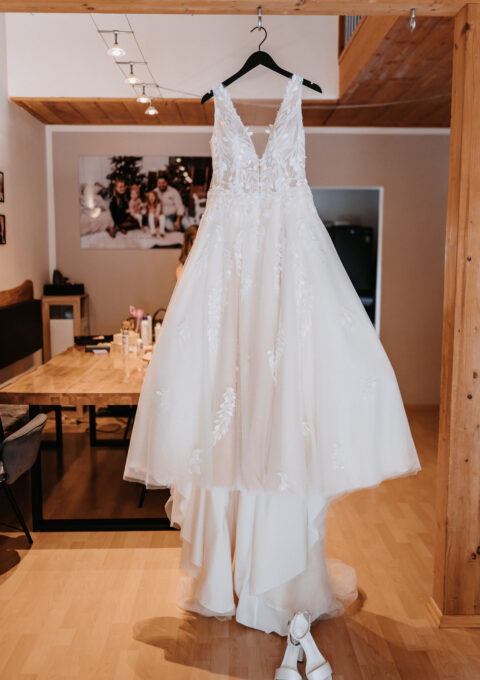 Second Hand Brautkleid Gedera/A no Crinoline A-Linie Gr. 42 Foto 1