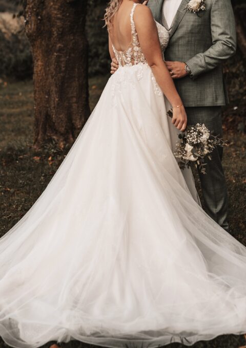 Second Hand Brautkleid Zoraya Prinzessin Gr. 40 Foto 1