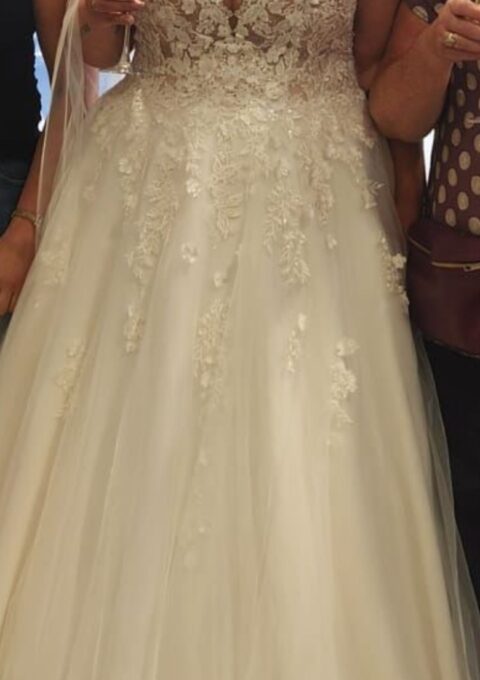 Second Hand Brautkleid Trs Chic TC 1248 A-Linie Gr. 48 Neu &amp ungetragen Foto 1