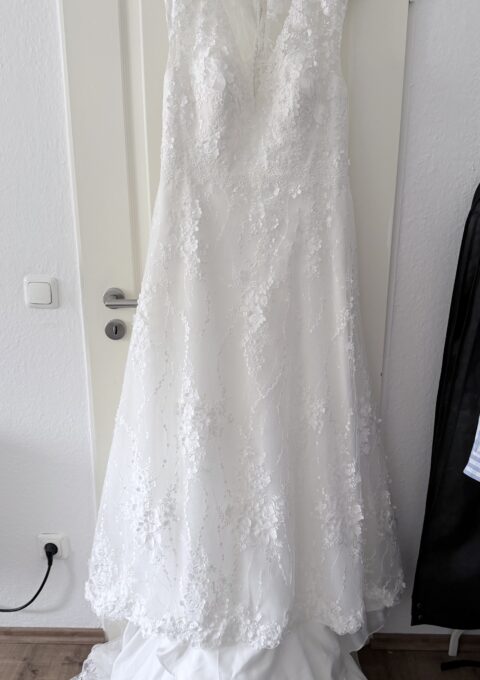 Second Hand Brautkleid Lux&ampLove Private Collection LV3005 A-Linie Gr. 44 Neu &amp ungetragen Foto 1