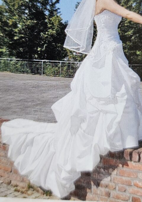 Second Hand Brautkleid Cecile A-Linie Gr. 34 Foto 1