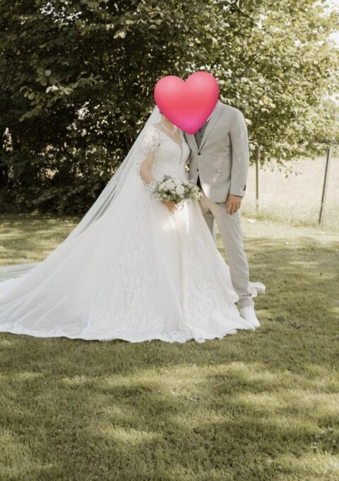 Second Hand Brautkleid Cinderella A-Linie Gr. 44 Mageschneidert Foto 1