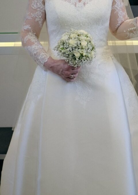 Second Hand Brautkleid Pronovias A-Linie Gr. 38 Foto 1