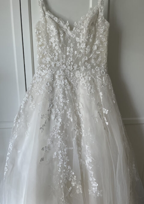 Second Hand Brautkleid Moments Brautmoden A-Linie Gr. 42 Foto 1